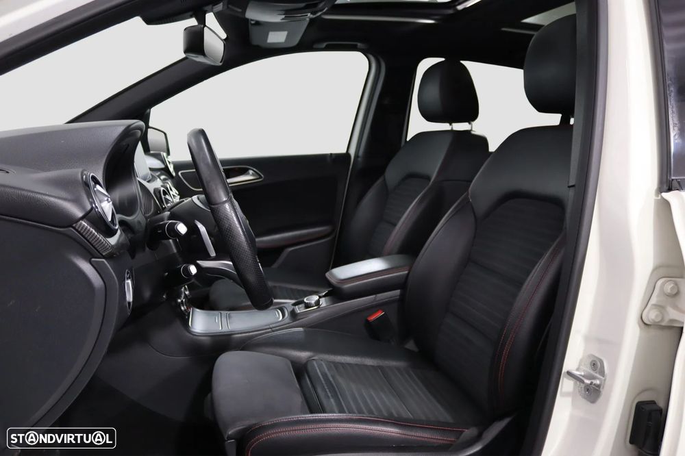 Mercedes-Benz B 180 - 4