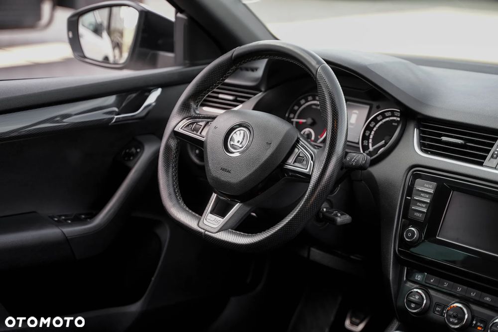 Skoda Octavia 2.0 TDI RS - 21