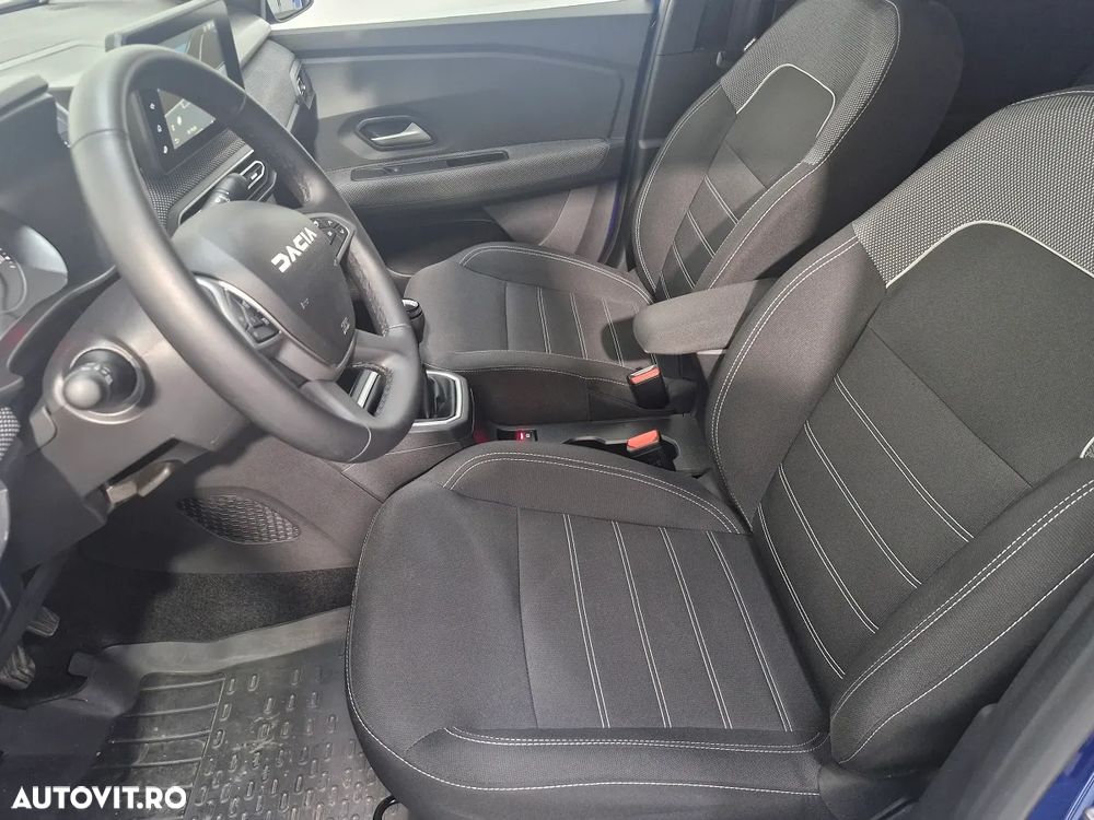 Dacia Logan TCe 90 MT6 Prestige - 9