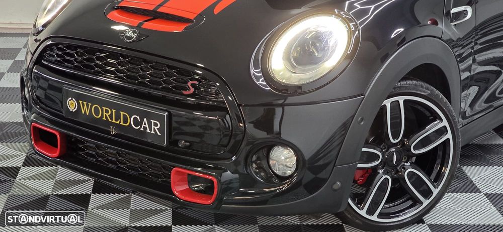 MINI 5 Portas Cooper SD Auto Desportiva - 4