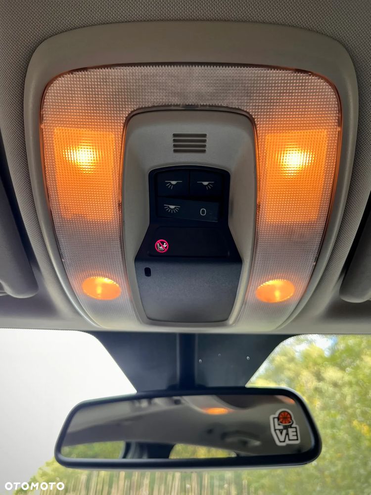 Volvo V50 - 35