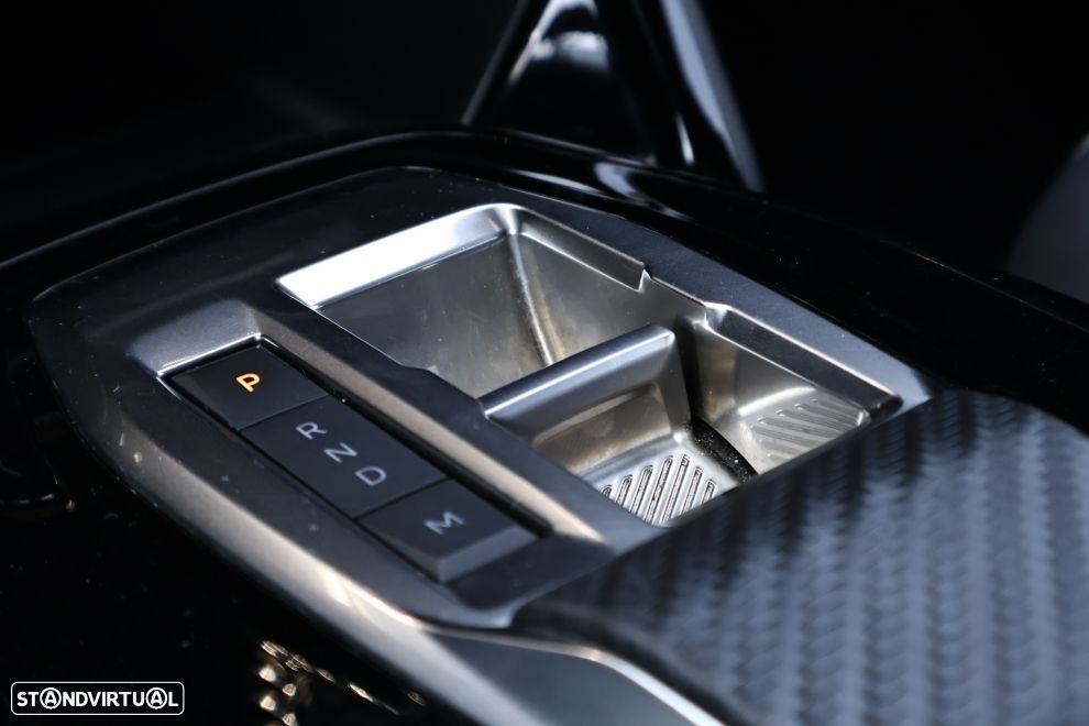 Peugeot 2008 1.2 Hybrid Allure e-DCS6 - 8