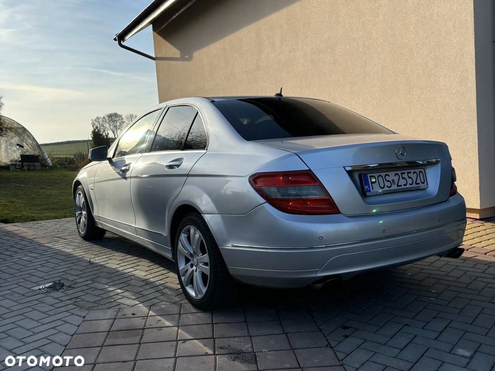 Mercedes-Benz Klasa C 320 CDI DPF 7G-TRONIC Avantgarde - 4