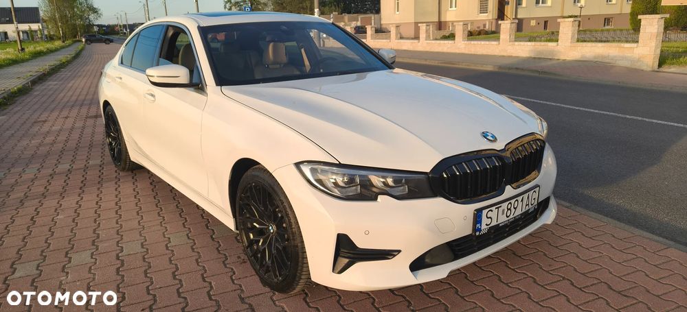 BMW Seria 3 330i - 15