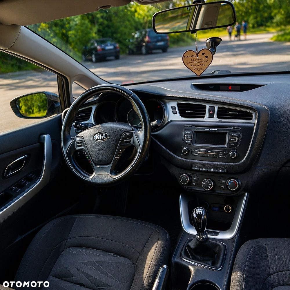 Kia Ceed - 5