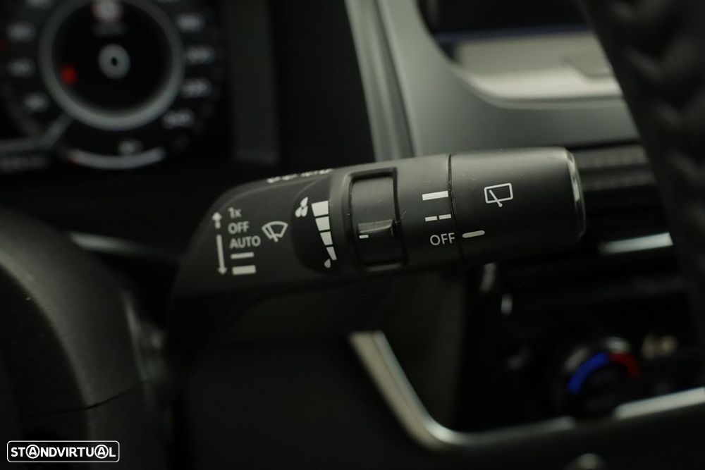 Nissan Qashqai 1.3 DIG-T N-Connecta LED Xtronic - 18