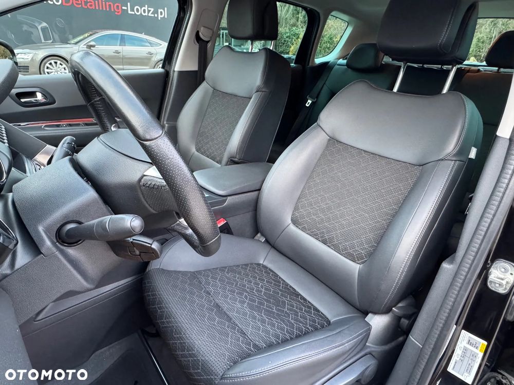 Peugeot 3008 1.6 BlueHDi Allure S&S EAT6 - 9