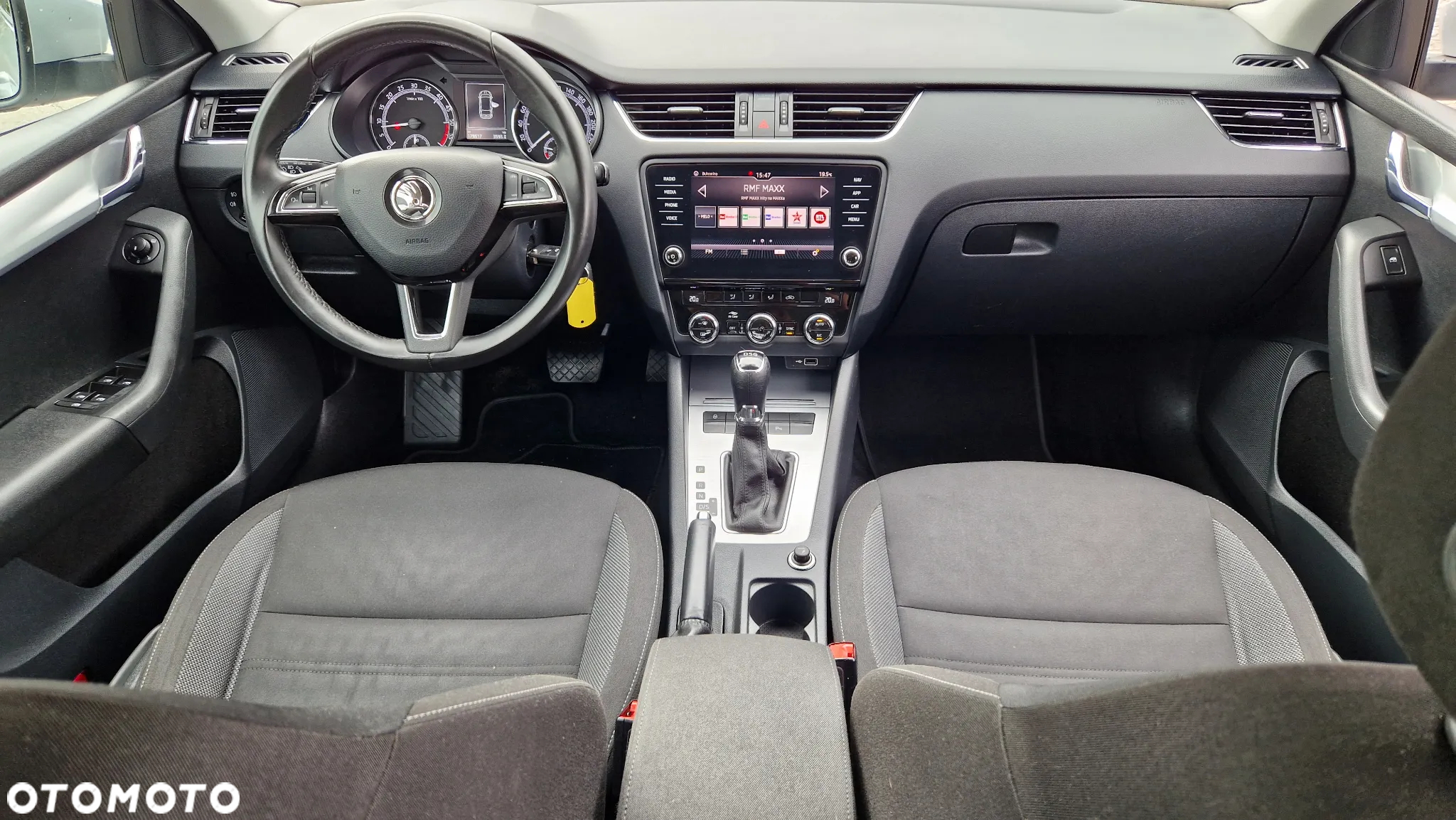 Skoda Octavia 1.6 TDI DSG Clever - 9