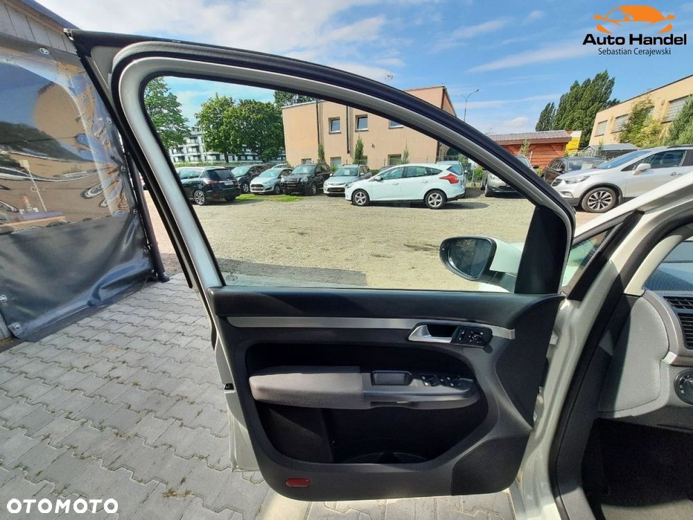 Volkswagen Touran 1.4 TSI Highline - 35