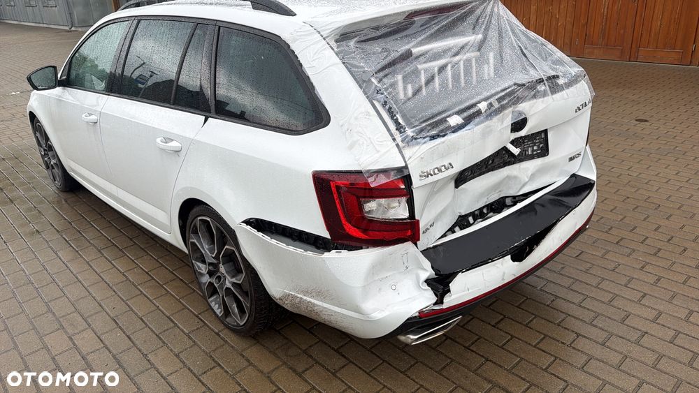 Skoda Octavia 2.0 TDI 4x4 DSG RS - 18