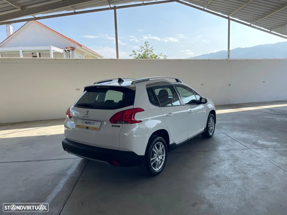 Peugeot 2008 1.2 VTi Access - 5