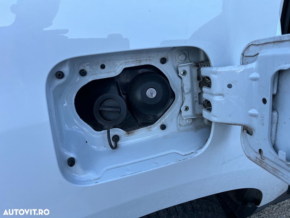 Dacia Duster 1.6 SCe Comfort - 14