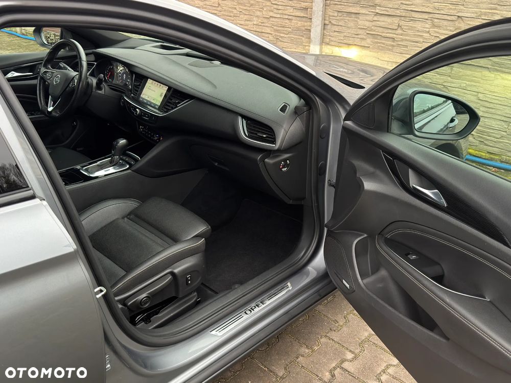 Opel Insignia 2.0 T 4x4 Exclusive S&S - 15