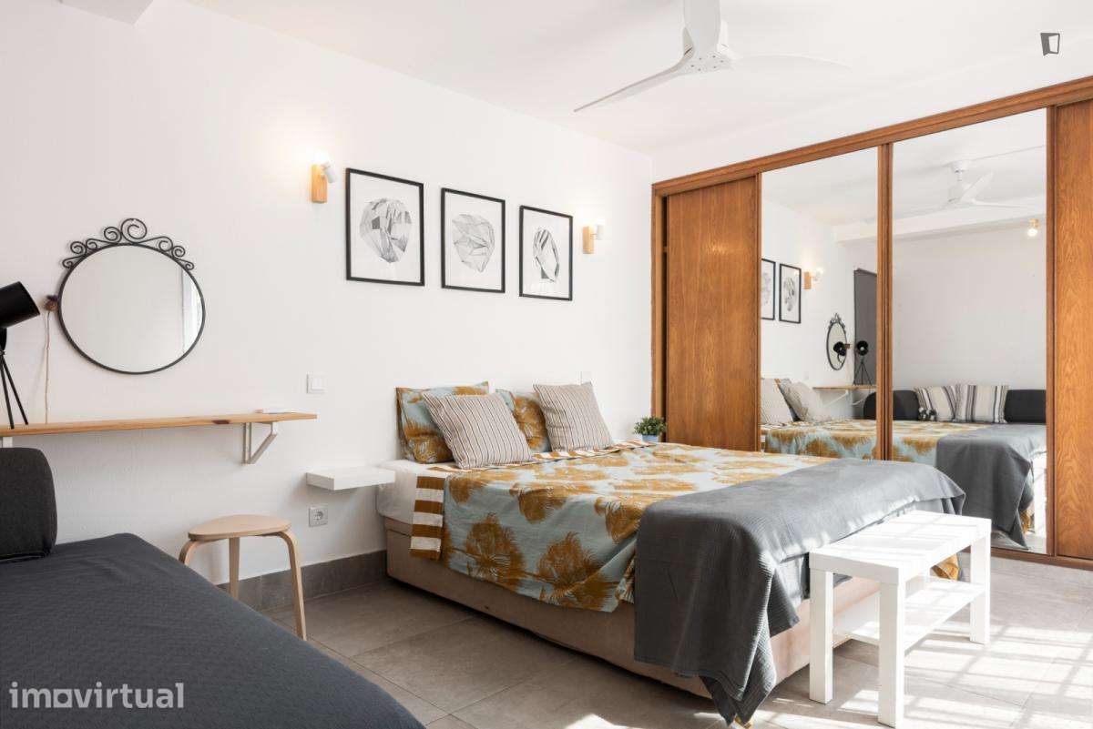 Apartamento com 2 quartos - localizado em Quarteira - Grande imagem: 2/25