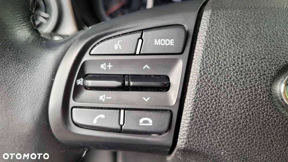 Hyundai i10 - 12