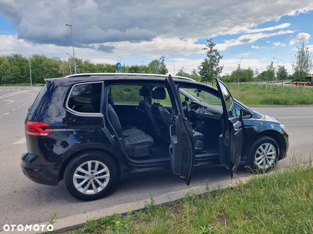 Volkswagen Touran 1.6 TDI SCR (BlueMotion Technology) DSG Comfortline - 11