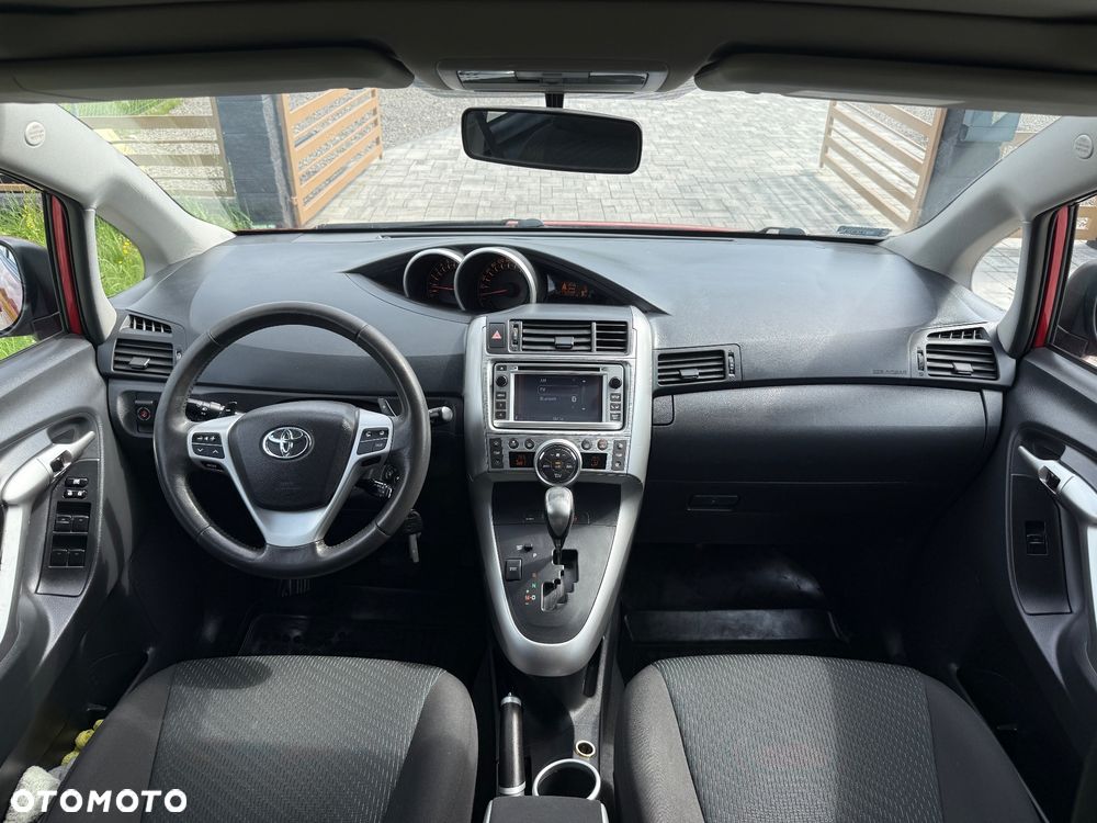 Toyota Verso 1.8 Prestige EU5 MS - 3