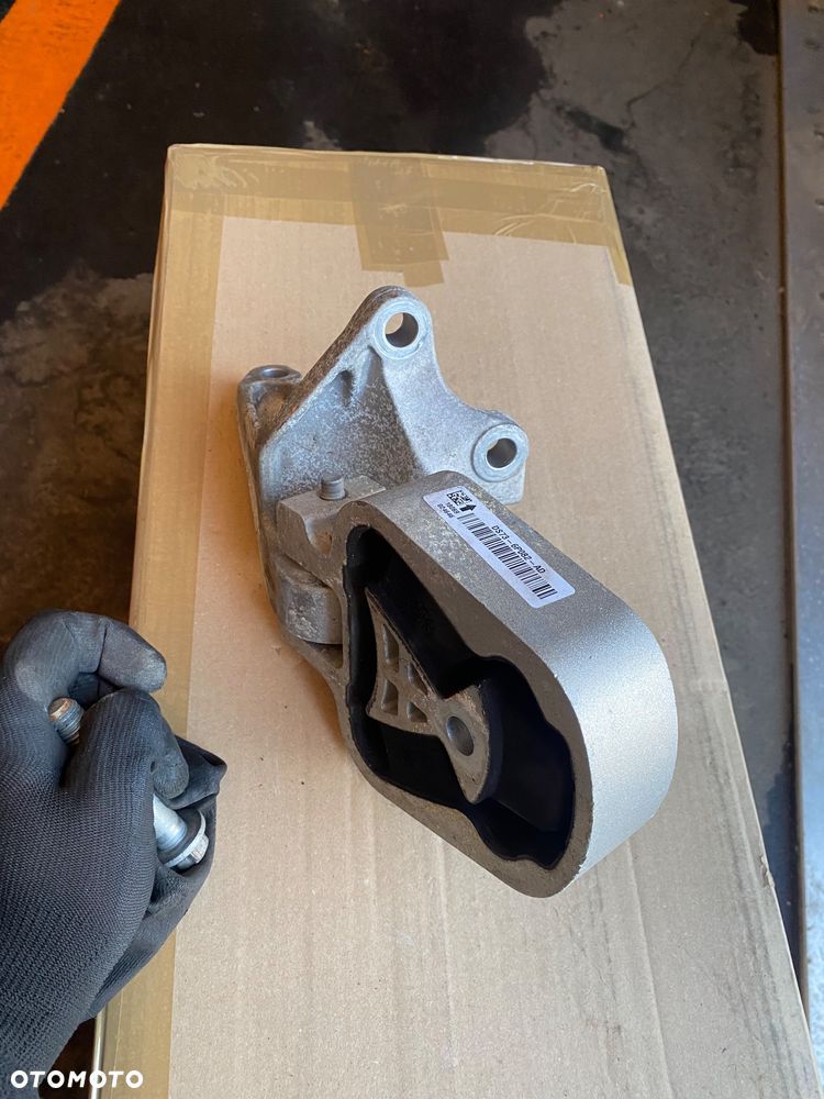 Ford Mondeo mk5  S-max MK2 2 II galaxy MK4 2019r IDEALNA !!! Po 22 tyś km!!! Igła!!! poduszka podpora  łapa wspornik mocowanie skrzyni biegów  automat 2.0 TDCI  2.0TDCI galaxy mk 4 S max Smax S-maks mk 2 galaxy DS73 -6P082-AD DS73-6P093-GA - 2