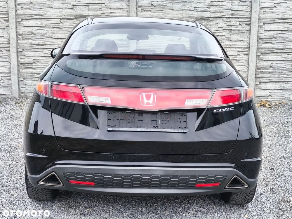 Honda Civic 1.8i-VTEC Sport - 23