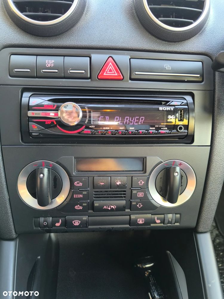 Audi A3 3-drzwiowe 1.6 Ambiente - 20
