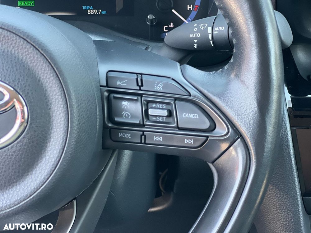 Toyota Yaris Cross - 17