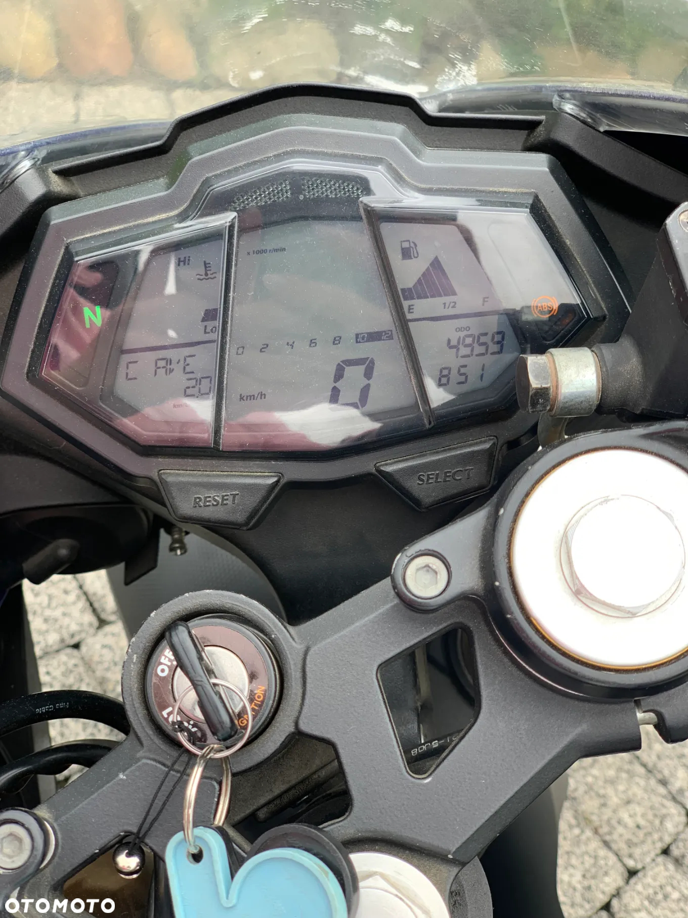 Yamaha YZF - 6