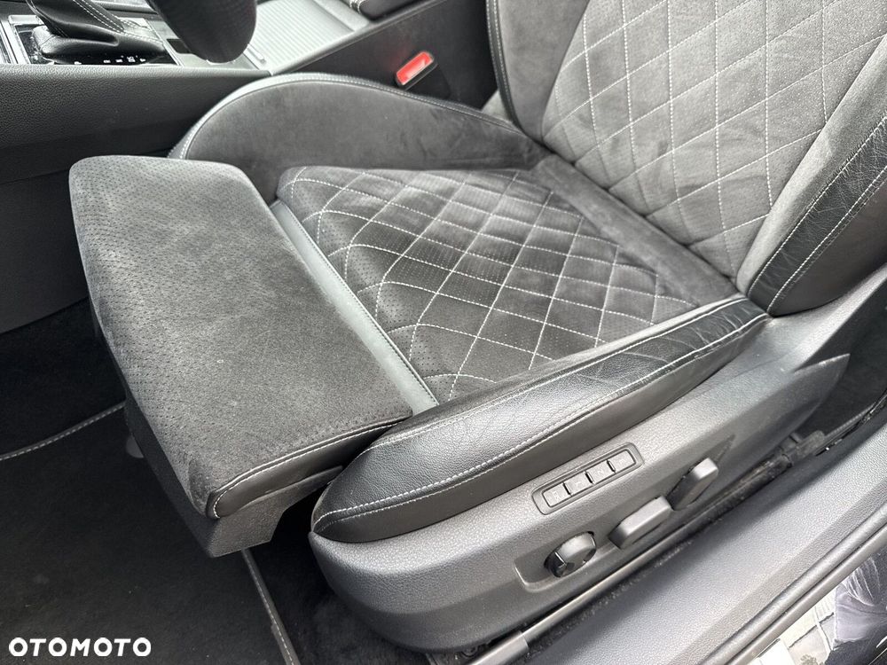 Skoda Superb 2.0 TDI SCR Sportline DSG - 18