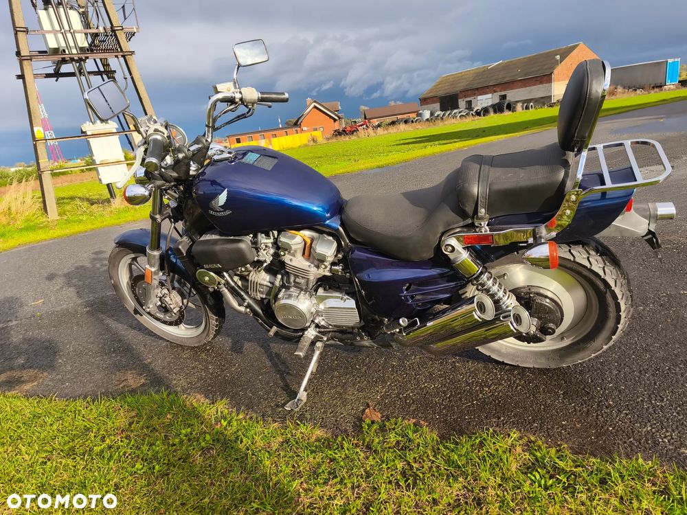 Honda VF - 9