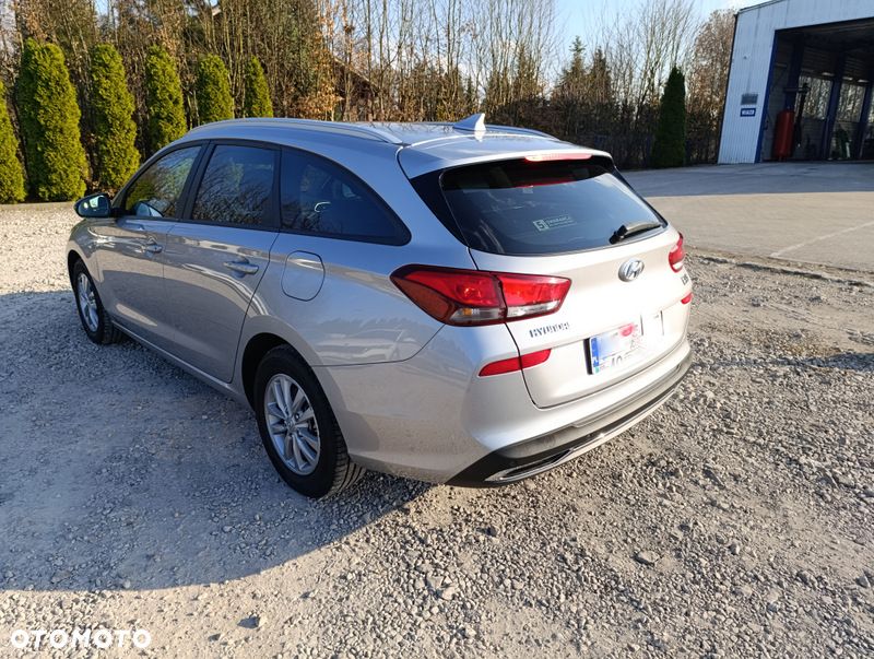 Hyundai i30 1.0 T-GDI Modern - 10