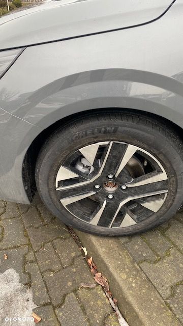 Peugeot 208 1.2 PureTech Allure S&S EAT8 - 3