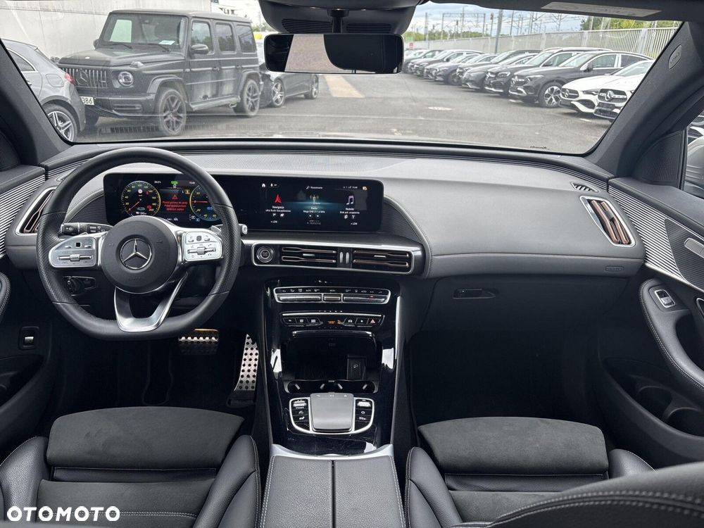Mercedes-Benz EQC - 12