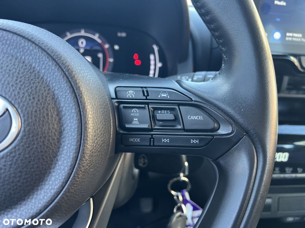 Toyota Yaris Cross Hybrid 1.5 Comfort - 17