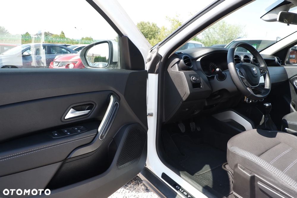 Dacia Duster 1.6 SCe Prestige - 25