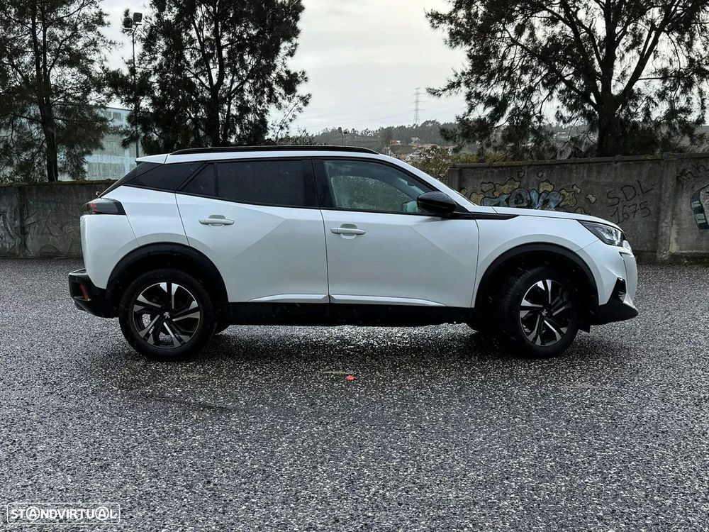 Peugeot 2008 PureTech 130 EAT8 Allure - 2