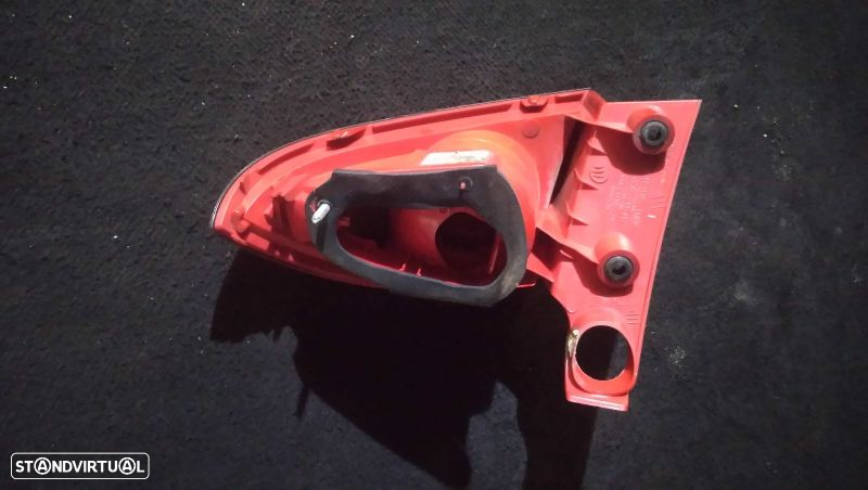 Farolim Stop Dto Seat Leon (1P1) - 4