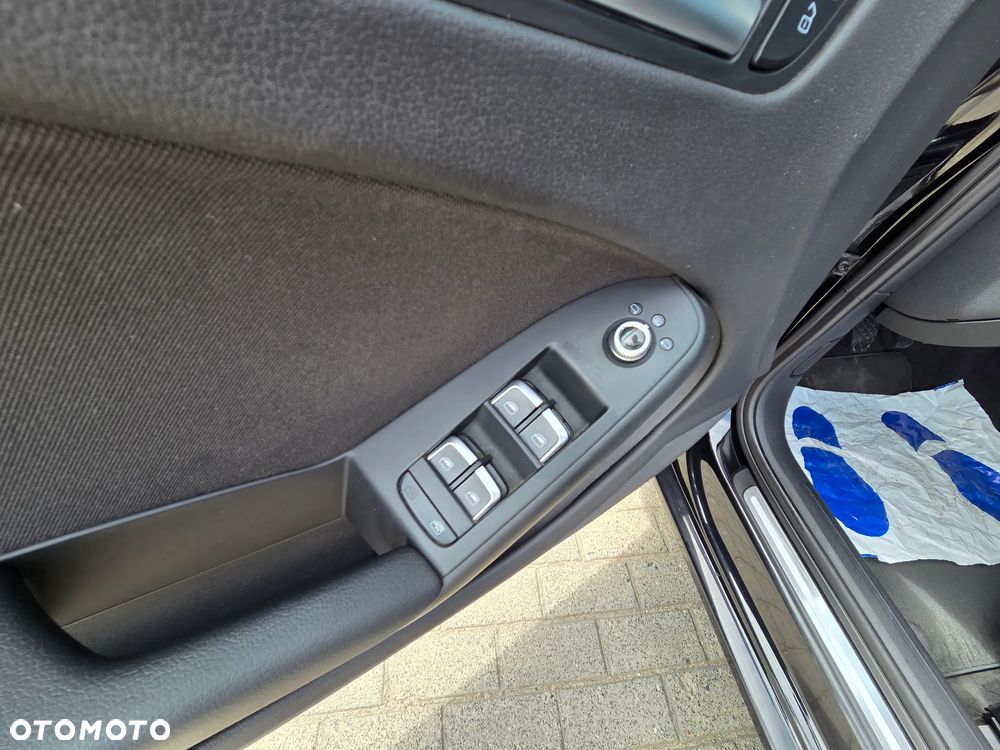 Audi A4 Avant 2.0 TDI - 12