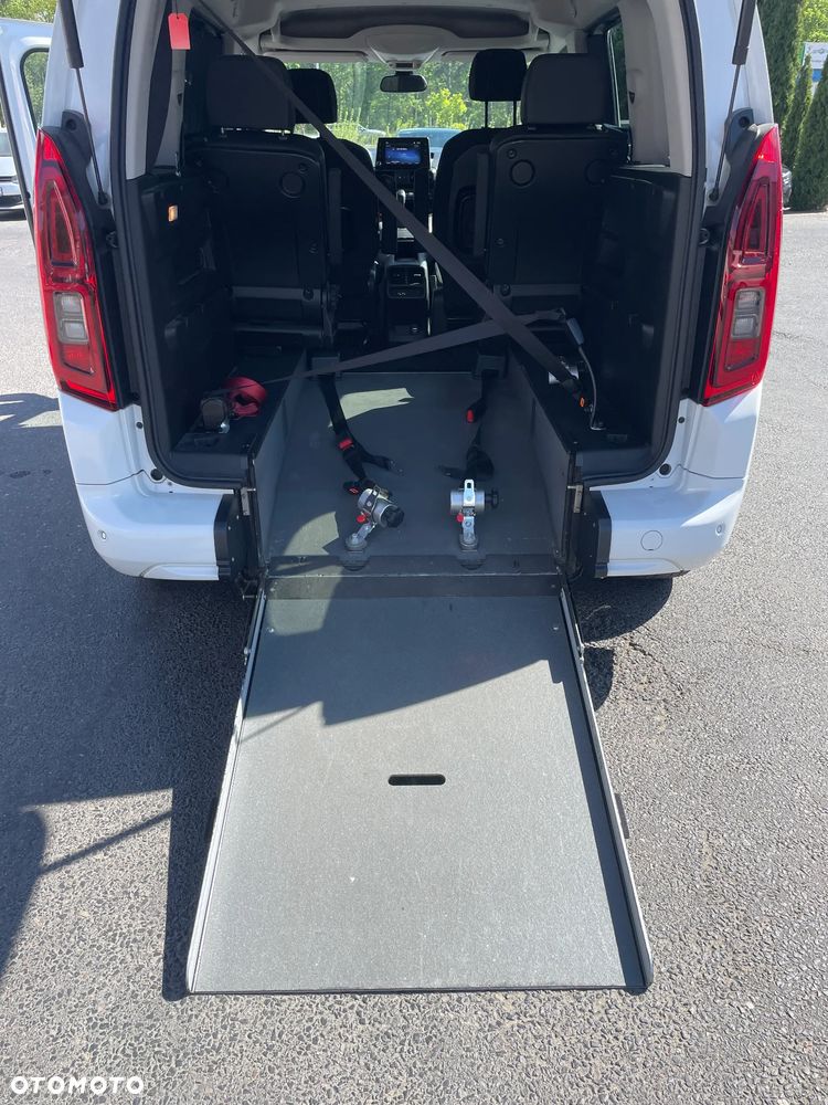 Toyota Proace City Verso 1.5 D-4D L1 Combi - 27