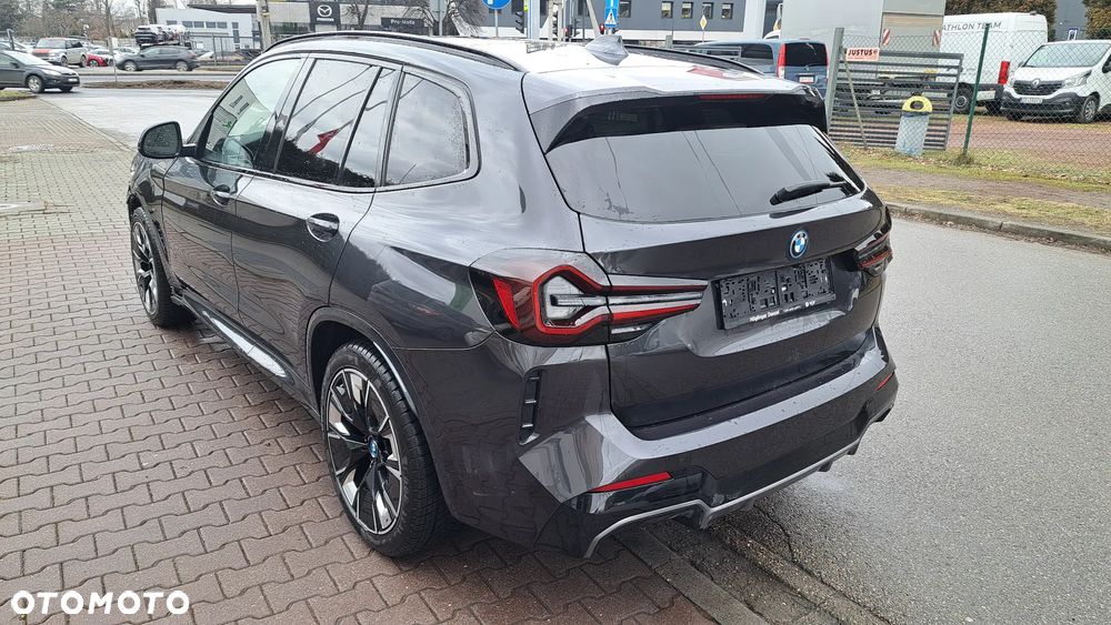 BMW iX3 ver-impressive - 8