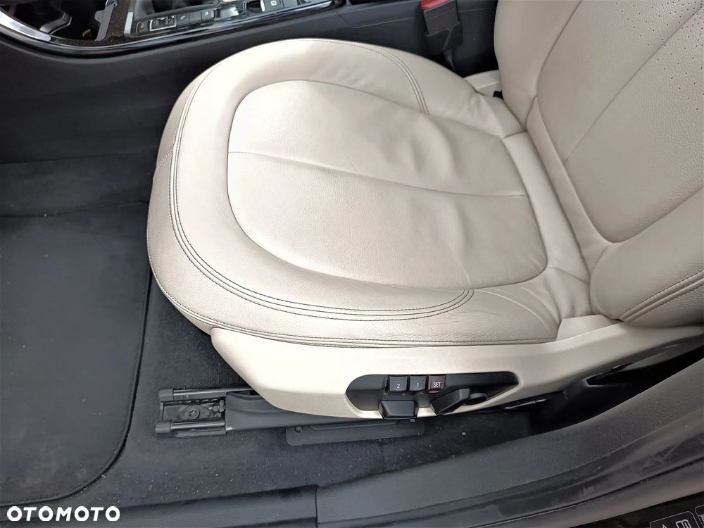 BMW X1 xDrive20d - 19