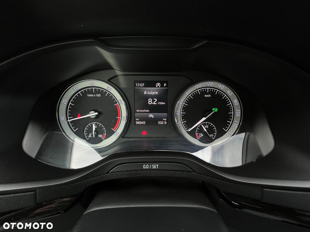 Skoda Karoq 2.0 TSI 4x4 Sportline DSG - 24