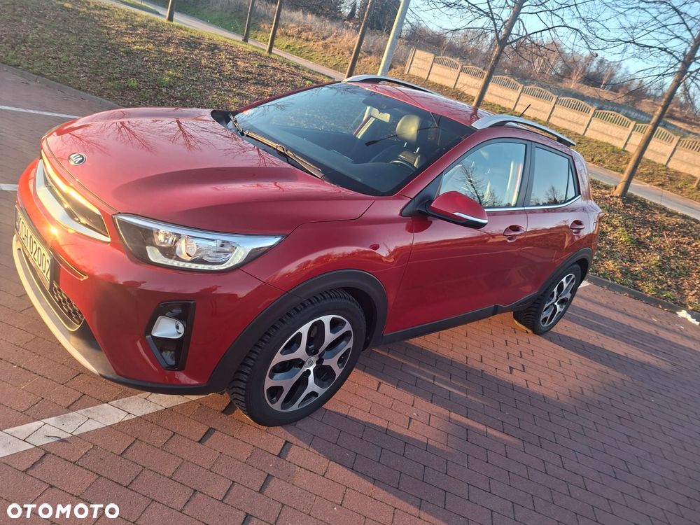 Kia Stonic 1.6 CRDi SCR L - 1