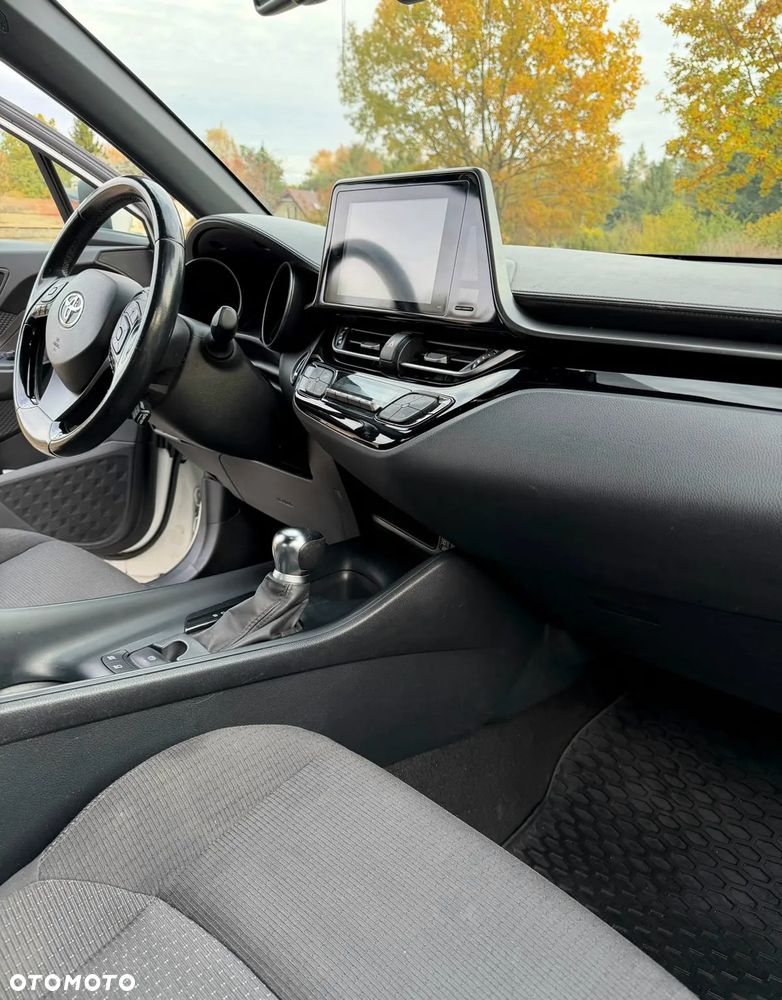Toyota C-HR 1.8 Hybrid Premium - 6