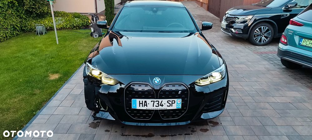 BMW i4 - 12