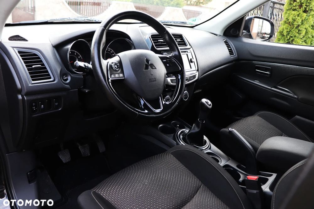 Mitsubishi ASX 1.6 2WD Instyle - 18