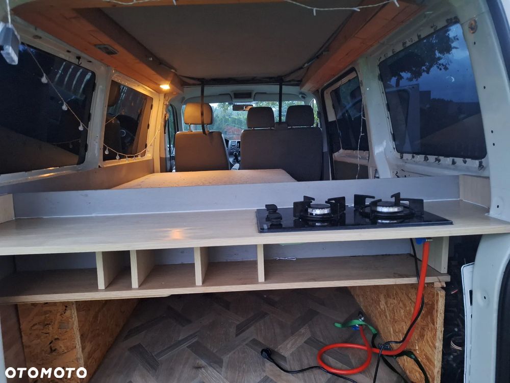 Volkswagen Transporter - 26