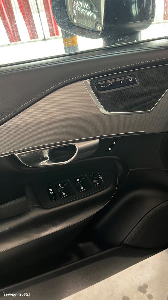 Volvo XC 90 2.0 D4 Inscription - 34