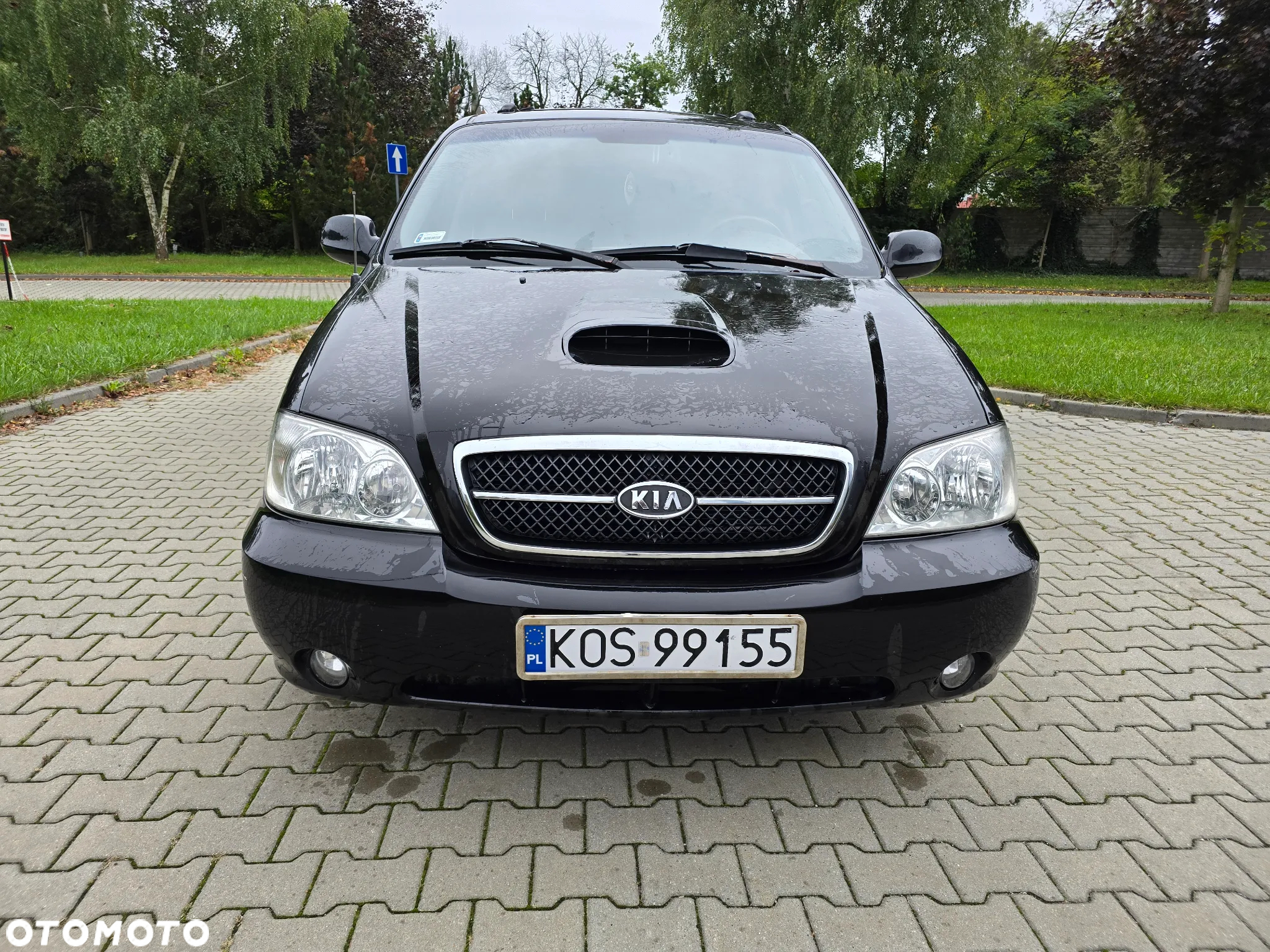 Kia Carnival CRDi LX - 2