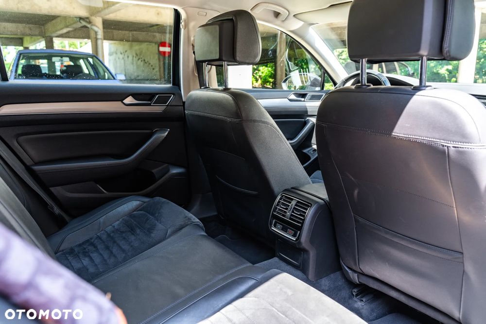 Volkswagen Passat 2.0 TDI BMT Highline DSG - 18