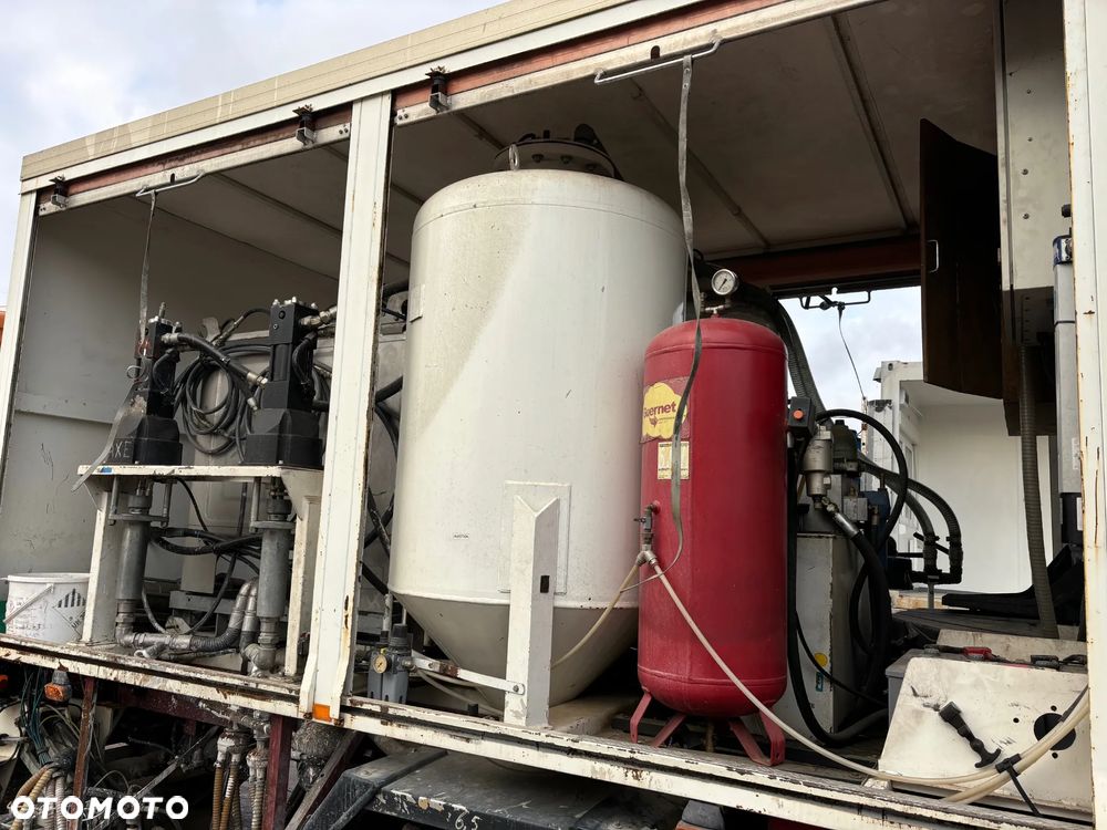 Renault Malowarka Pasów Drogowych / Malowarka Drogowa /THOMAS - 12