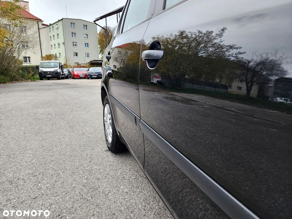 Skoda Fabia 1.2 HTP Active - 18